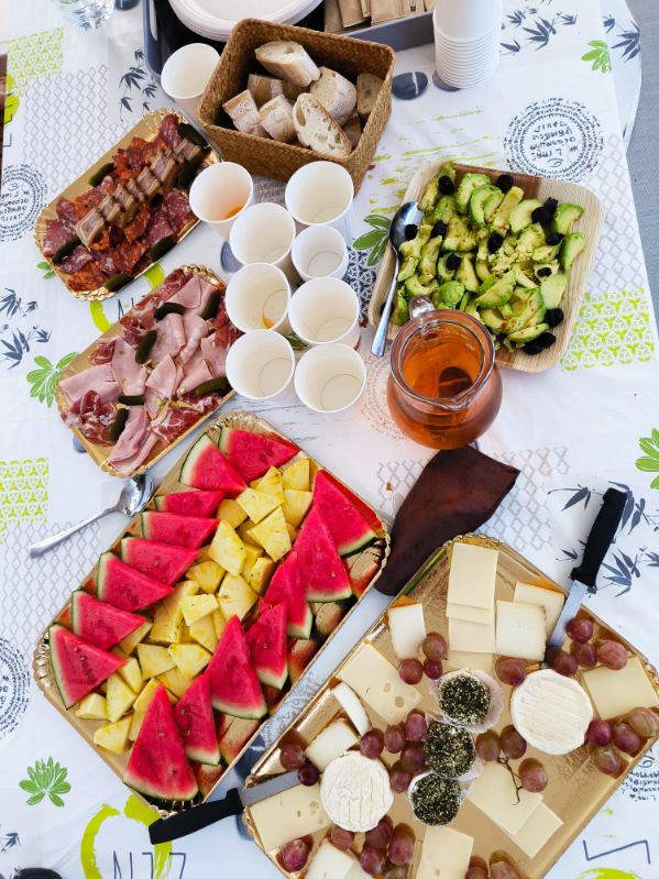 sortie en mer six fours les plages apéritif