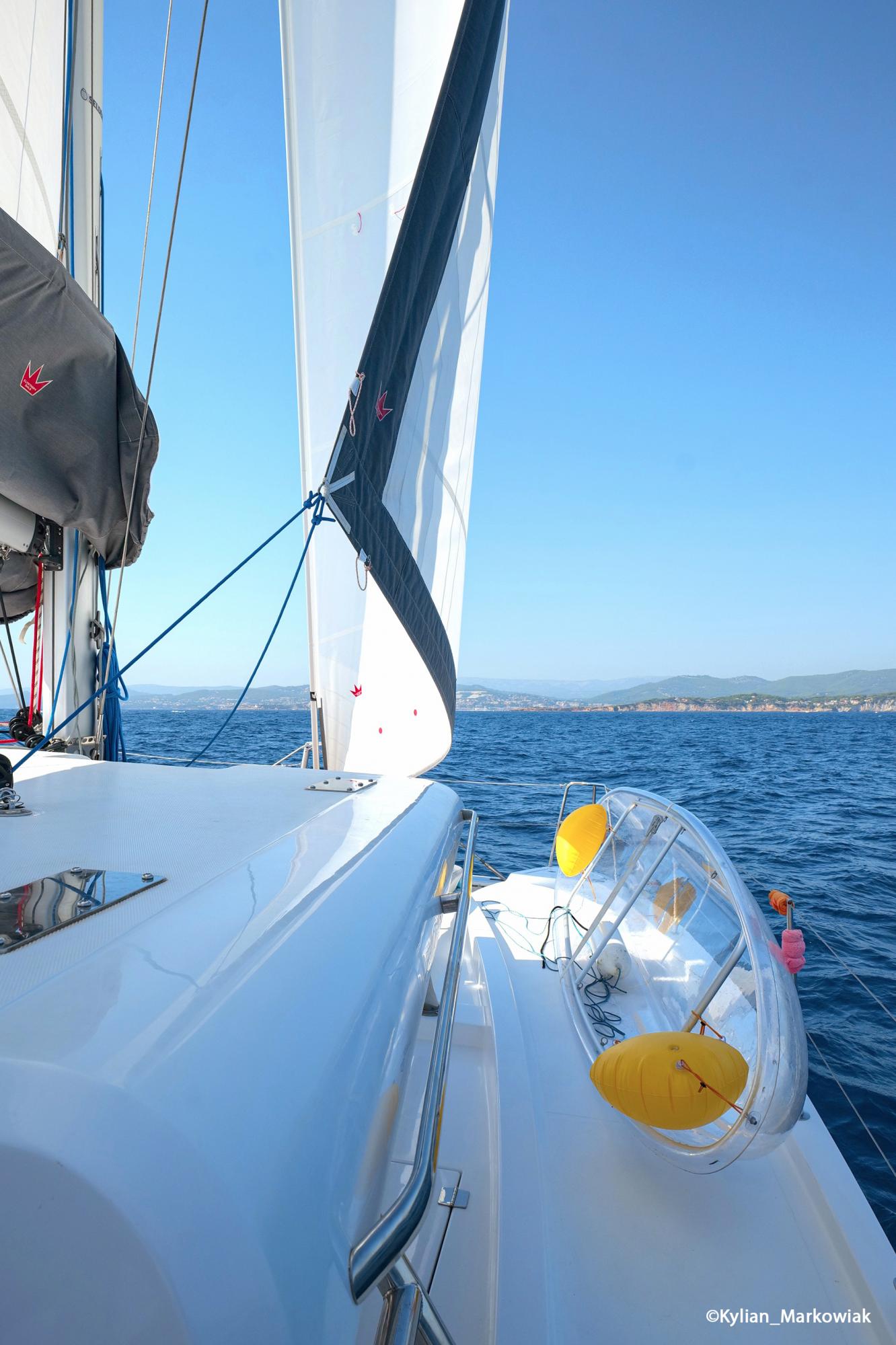 excursion catamaran var